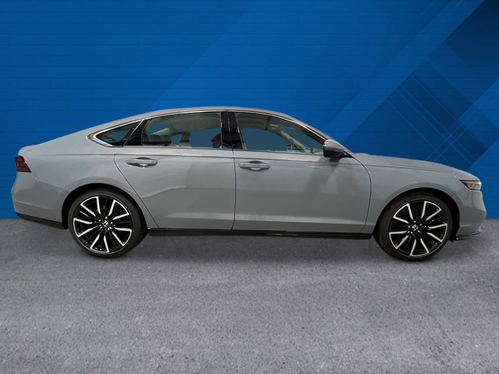 New 2026 Honda Accord Touring image 2