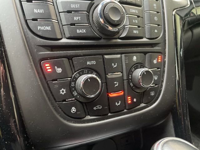 Used 2017 Buick Cascada Premium image 4