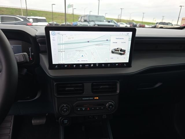 Used 2025 Ford Maverick Lariat w/ Black Appearance Package image 22