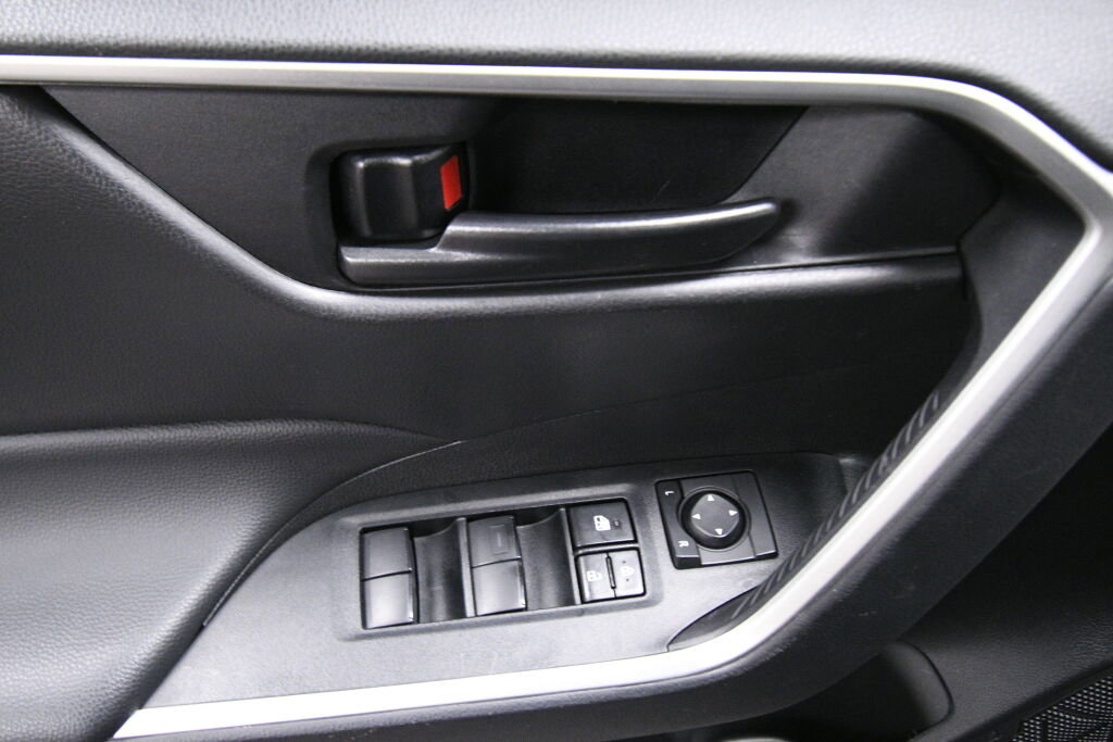 Certified 2024 Toyota RAV4 LE image 11