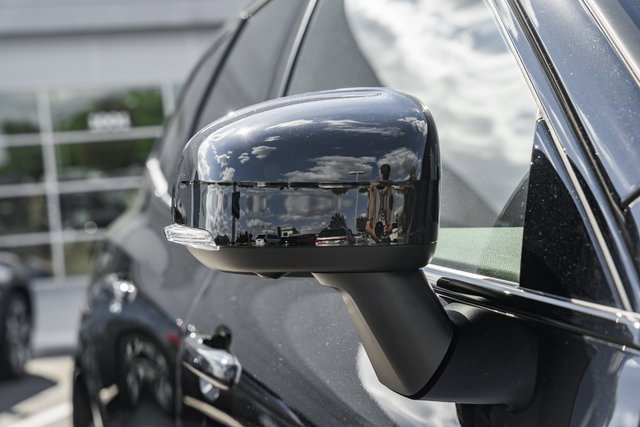 New 2026 Volvo XC60 B5 Plus w/ Protection Package Premier image 15