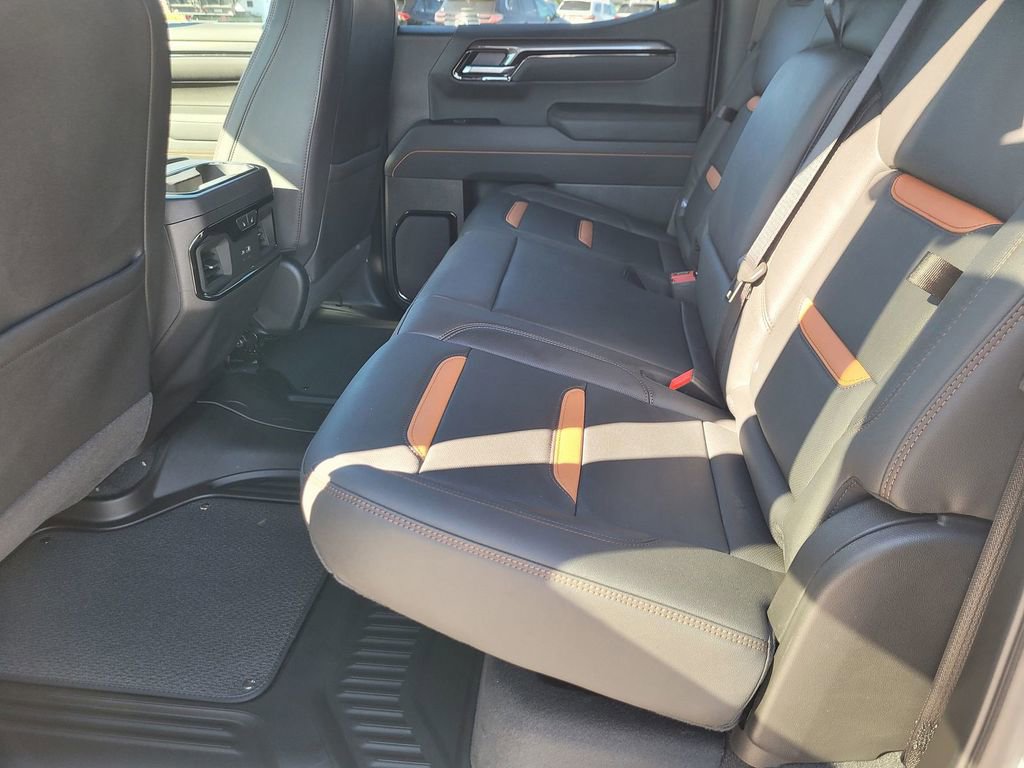 New 2026 GMC Sierra 1500 AT4 w/ Technology Package image 8