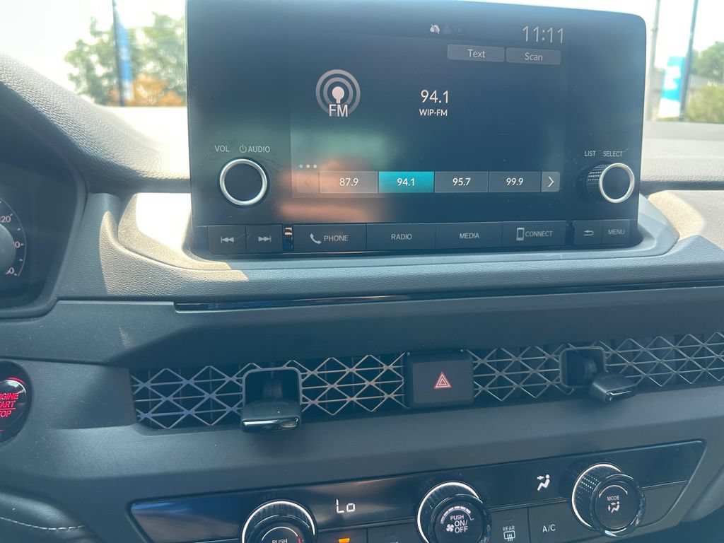 Certified 2023 Honda Accord LX image 25