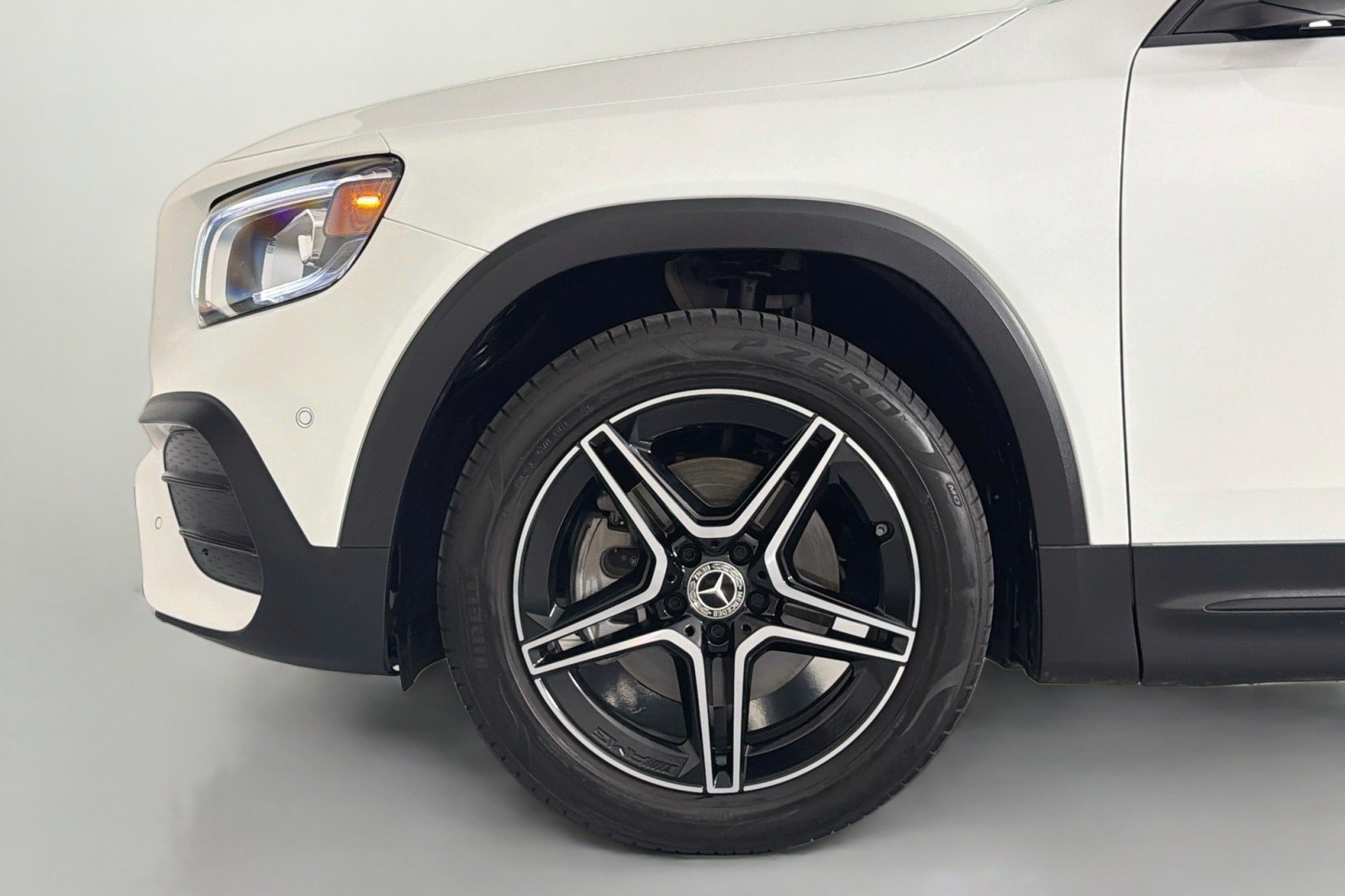 Certified 2023 Mercedes-Benz GLB 250 image 10