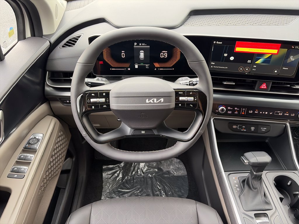 New 2027 Kia Carnival FWD image 11