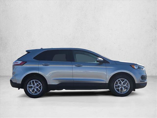 Used 2024 Ford Edge SEL AWD/4WD image 4