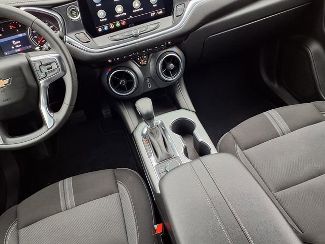 Used 2023 Chevrolet Blazer LT w/ Driver Confidence Package image 9
