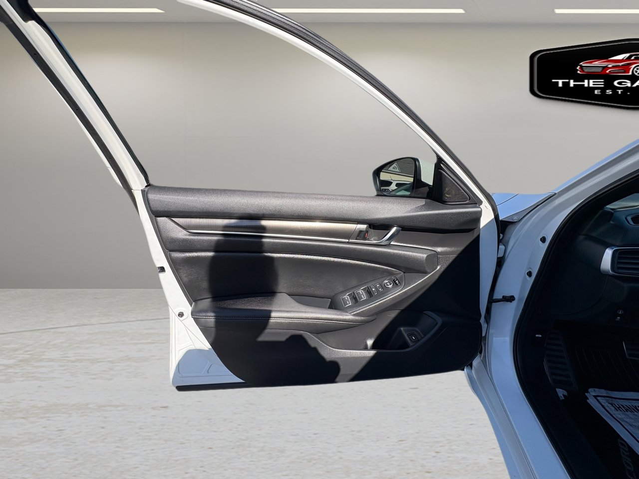 Used 2020 Honda Accord Sport image 9