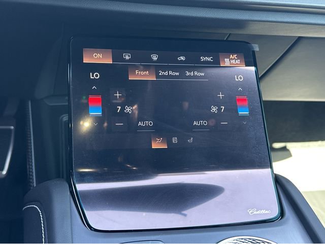 New 2026 Cadillac Vistiq Sport w/ LPO, Floor Liner Package image 19