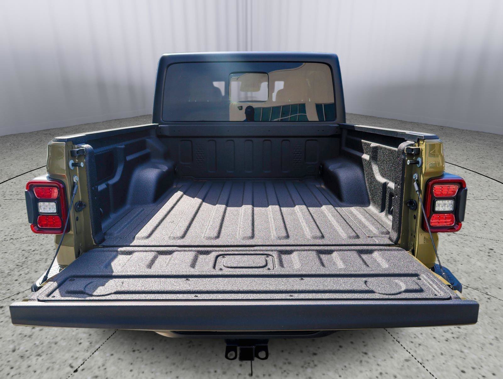 New 2026 Jeep Gladiator Willys AWD/4WD image 8