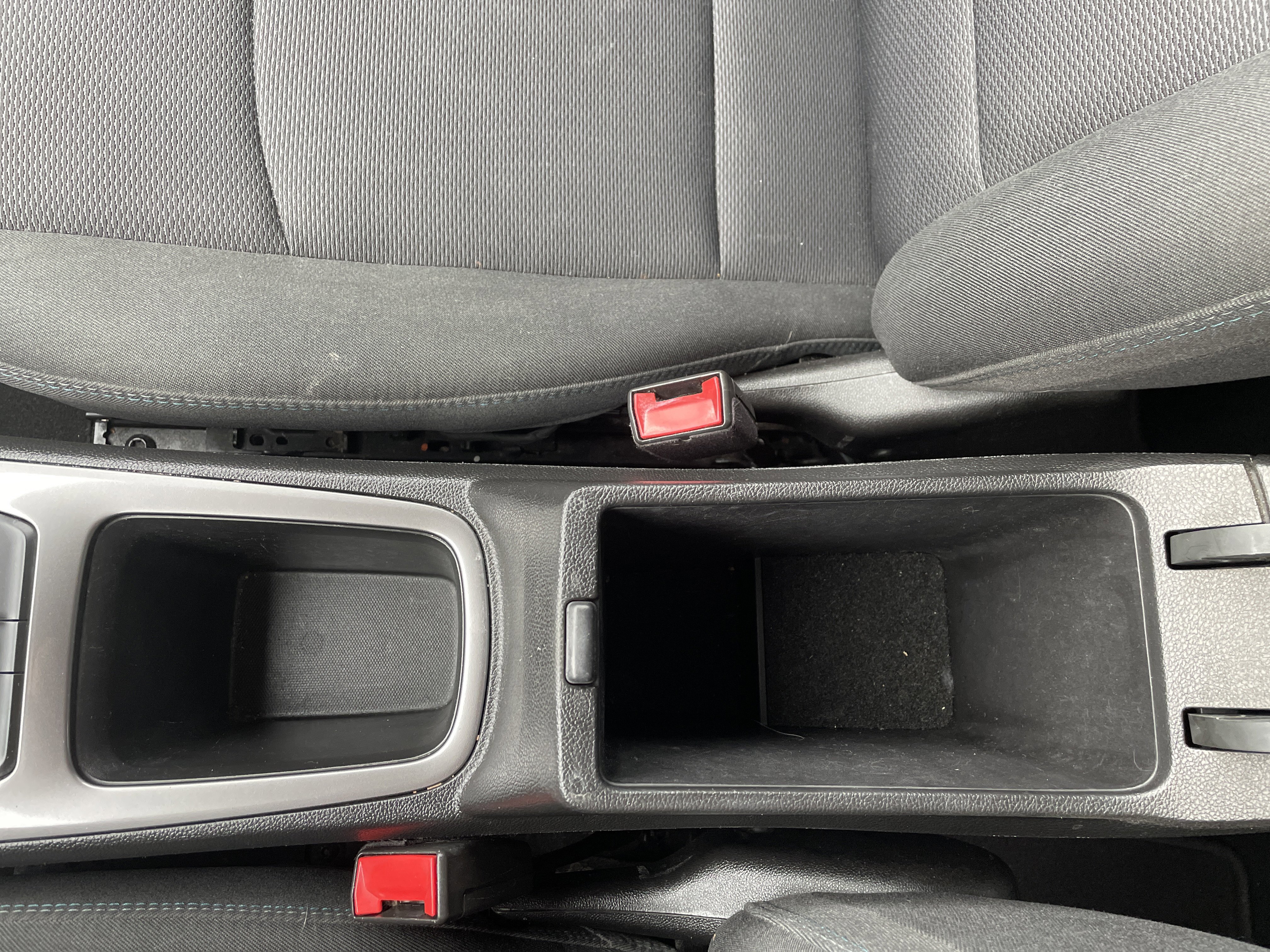 Used 2017 Chevrolet Cruze LT w/ Convenience Package image 32