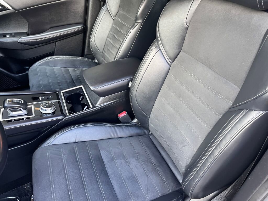 Used 2022 Mitsubishi Outlander SE image 13