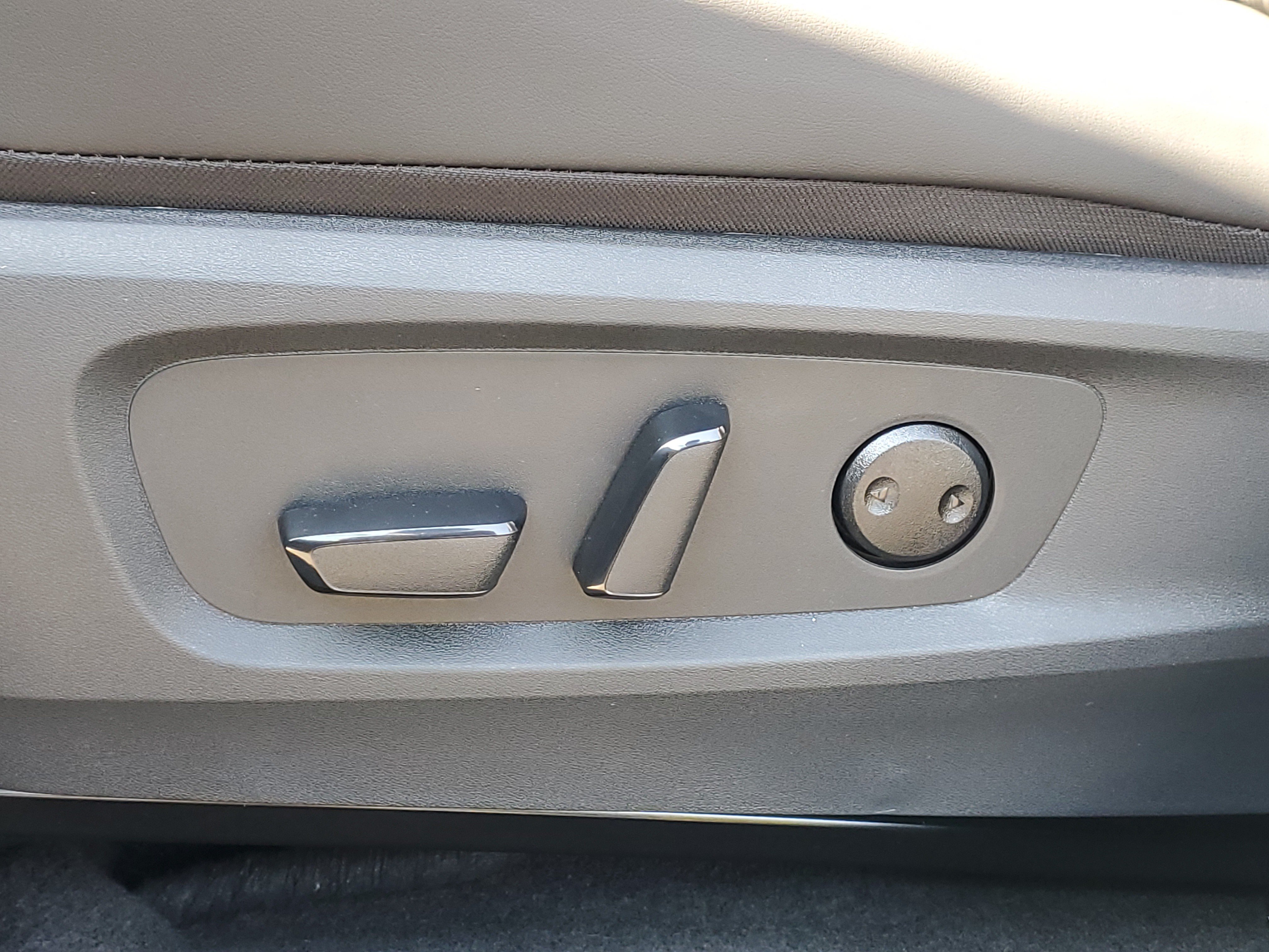 New 2026 Nissan Pathfinder Platinum AWD/4WD image 6