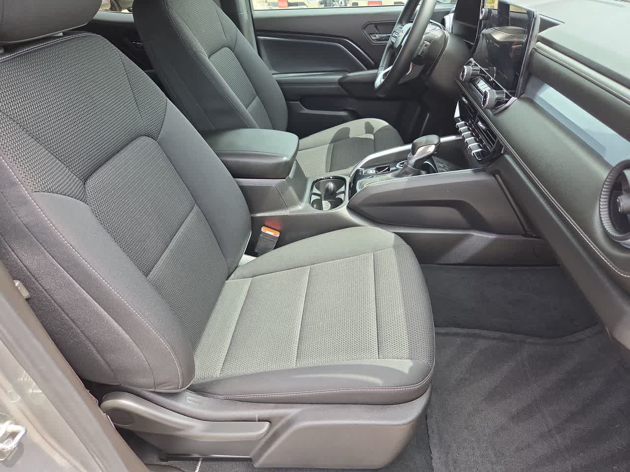 Used 2024 Chevrolet Colorado LT w/ Advanced Trailering Package AWD/4WD image 22