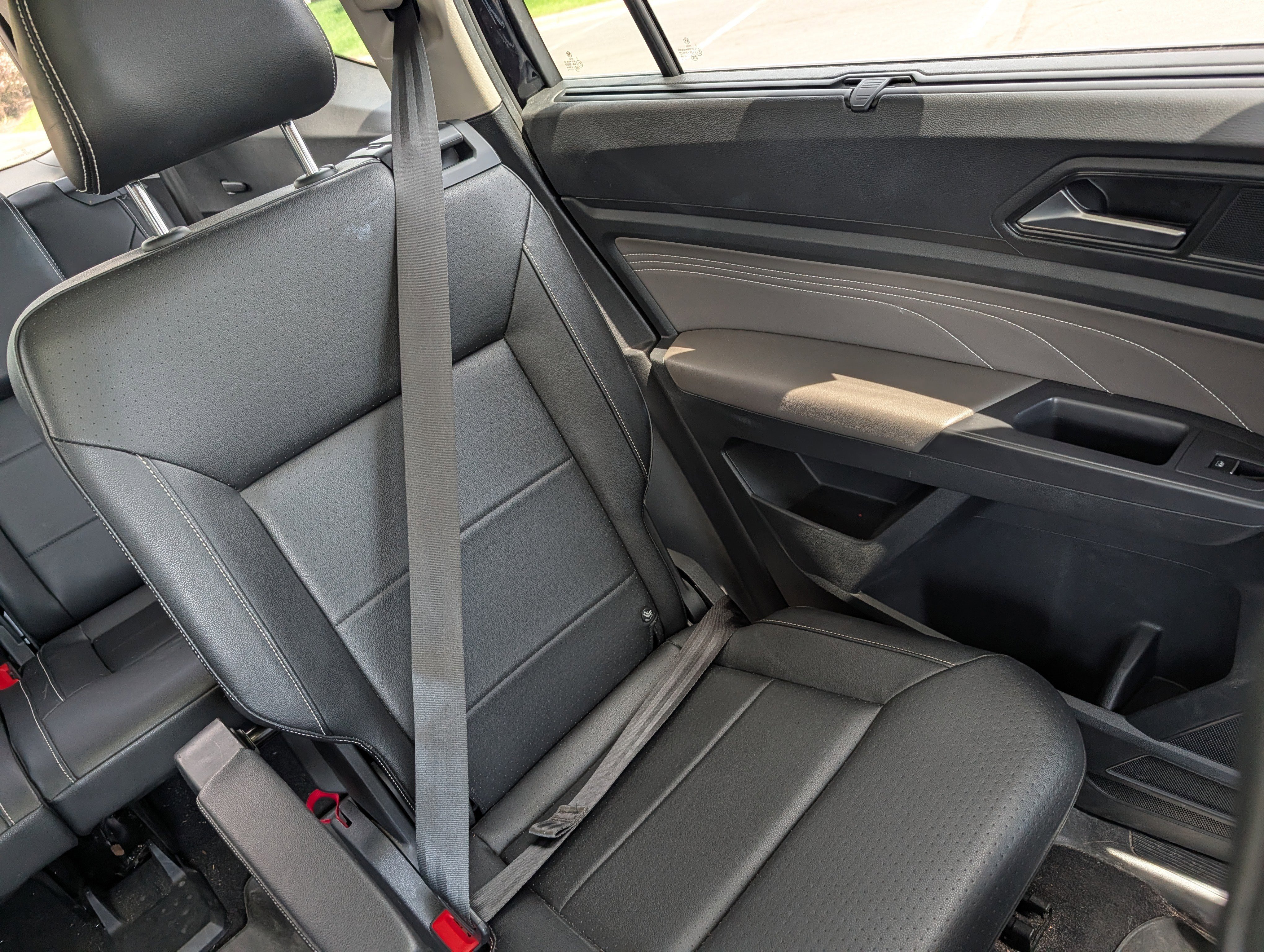 Used 2021 Volkswagen Atlas SE w/ Panoramic Sunroof Package AWD/4WD image 14
