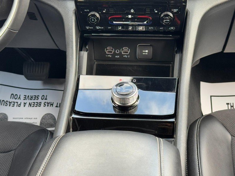 Used 2023 Jeep Grand Cherokee L Laredo AWD/4WD image 15