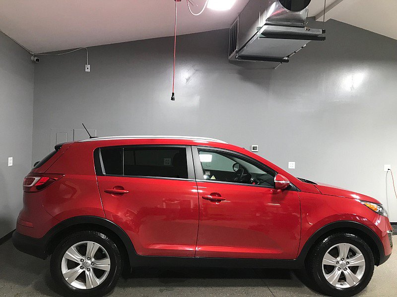 Used 2012 Kia Sportage LX w/ Convenience Pkg FWD image 2