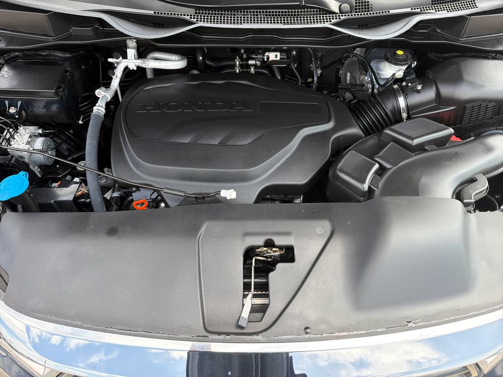 Used 2023 Honda Odyssey Elite image 34