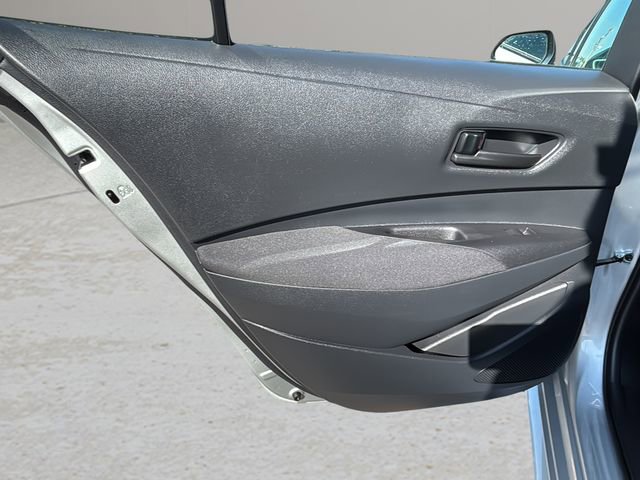 Used 2025 Toyota Corolla LE FWD image 14