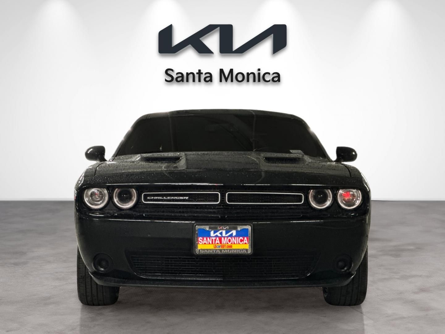Used 2023 Dodge Challenger SXT image 9
