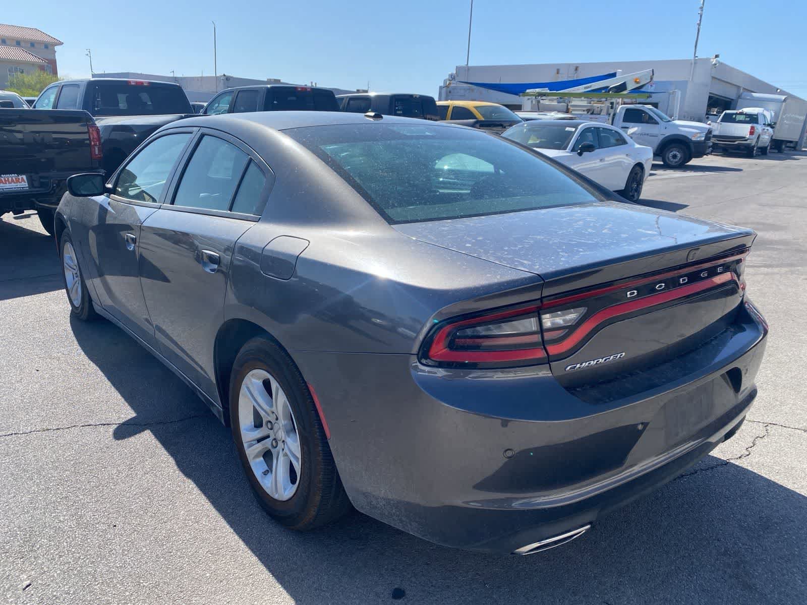 Certified 2022 Dodge Charger SXT w/ Leather Interior Group RWD image 8