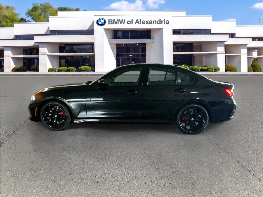 New 2026 BMW 330i xDrive Sedan w/ M Sport Package AWD/4WD image 8