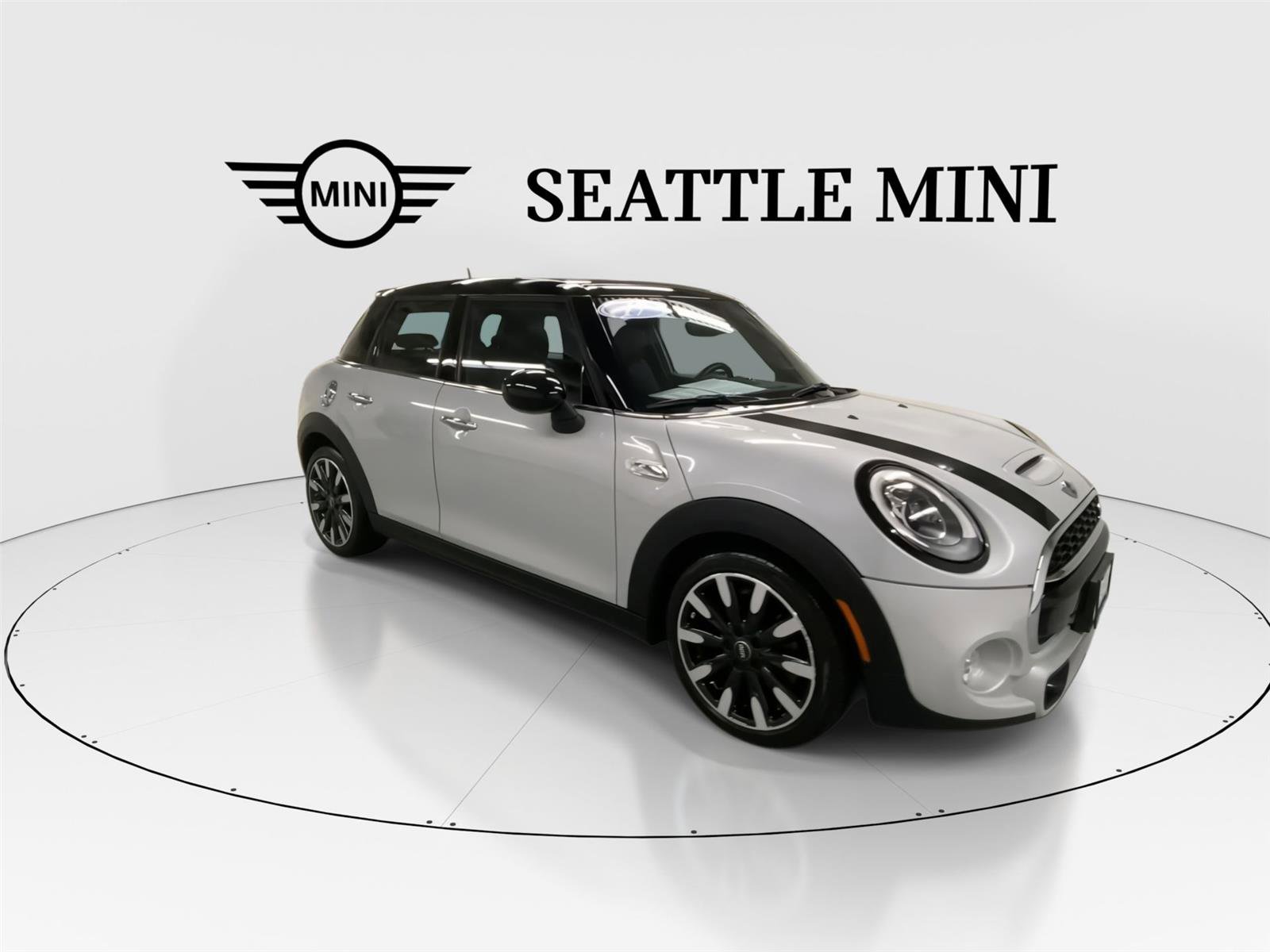 Used 2017 MINI Cooper S image 2
