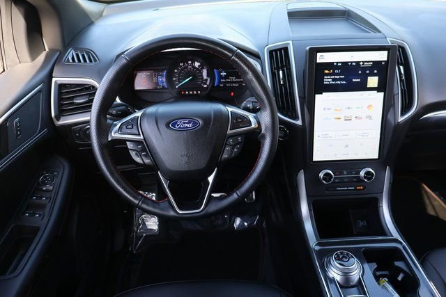 Used 2021 Ford Edge ST-Line image 15