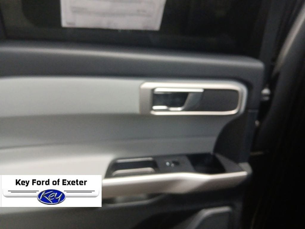 Certified 2023 Ford Explorer XLT w/ Equipment Group 202A image 20
