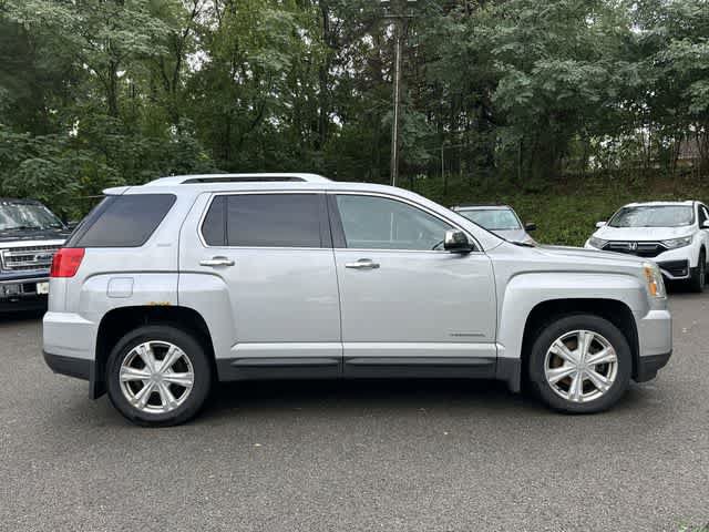 Used 2017 GMC Terrain SLT w/ Open Road Package AWD/4WD image 3