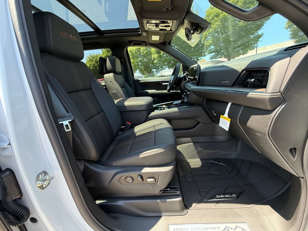 New 2026 Chevrolet Tahoe High Country AWD/4WD image 30