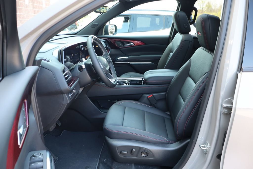 New 2026 Chevrolet Traverse Z71 w/ Enhanced Driving Package AWD/4WD image 14