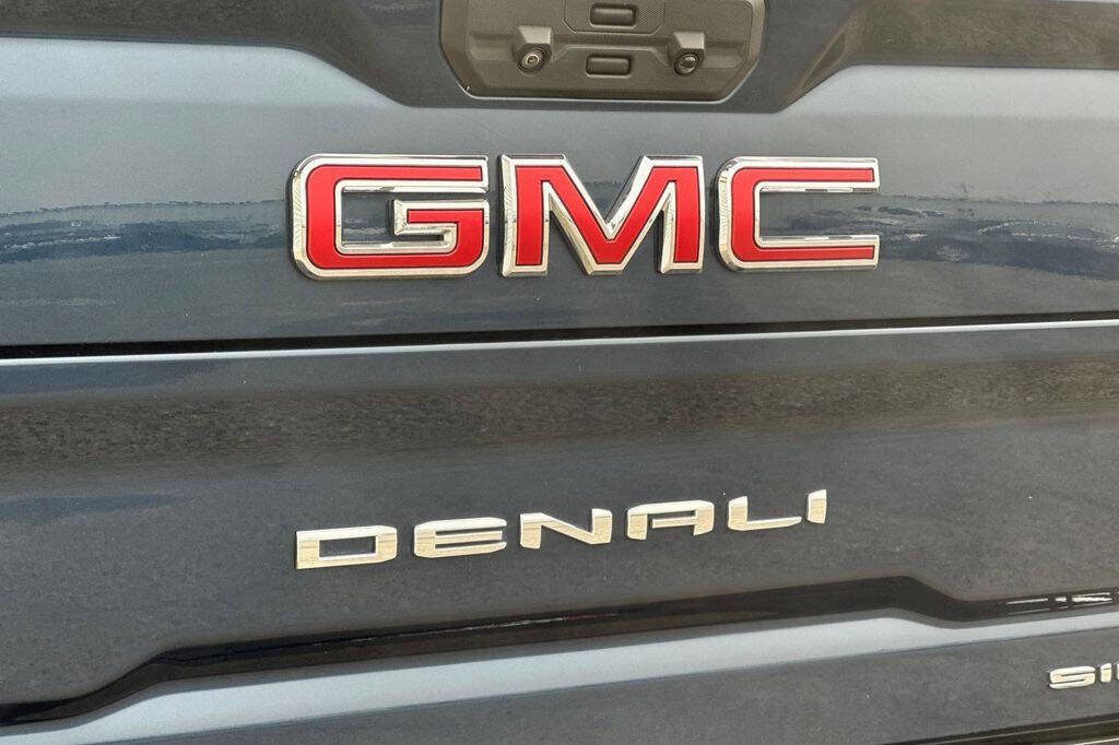 Used 2021 GMC Sierra 2500 Denali w/ Denali Ultimate Package image 26