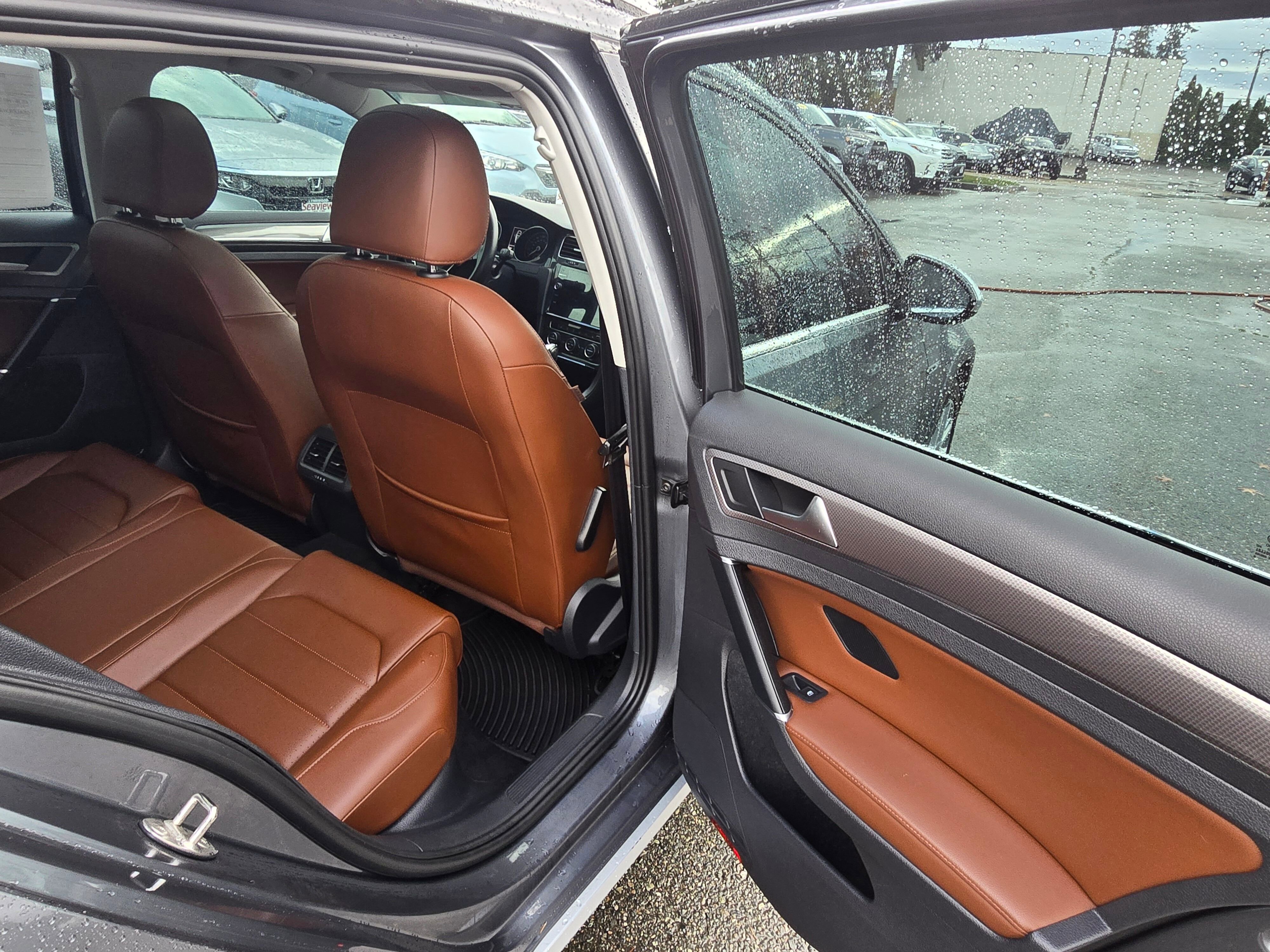 Used 2019 Volkswagen Golf Alltrack SEL image 14