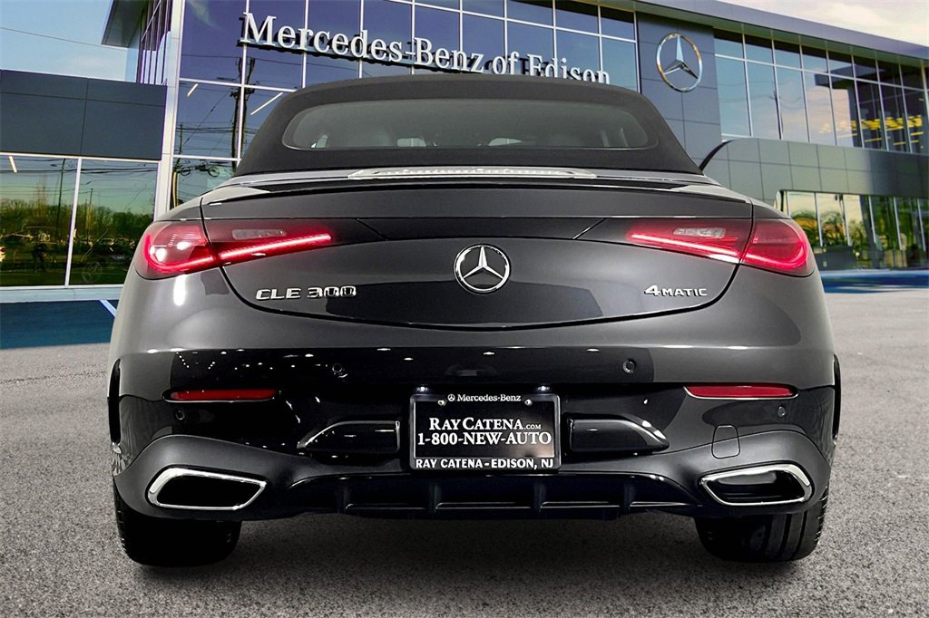 New 2025 Mercedes-Benz CLE 300 4MATIC Cabriolet image 4