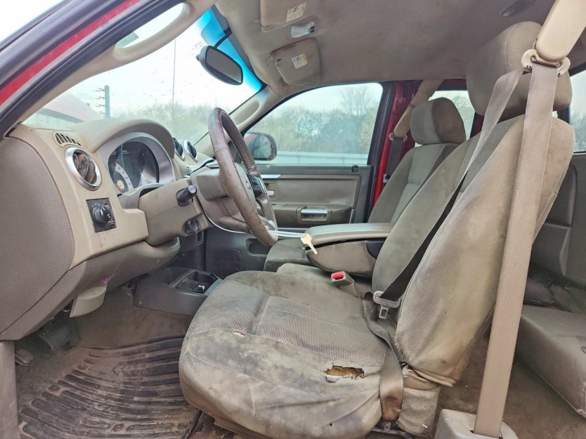 Used 2006 Mitsubishi Raider DuroCross image 6