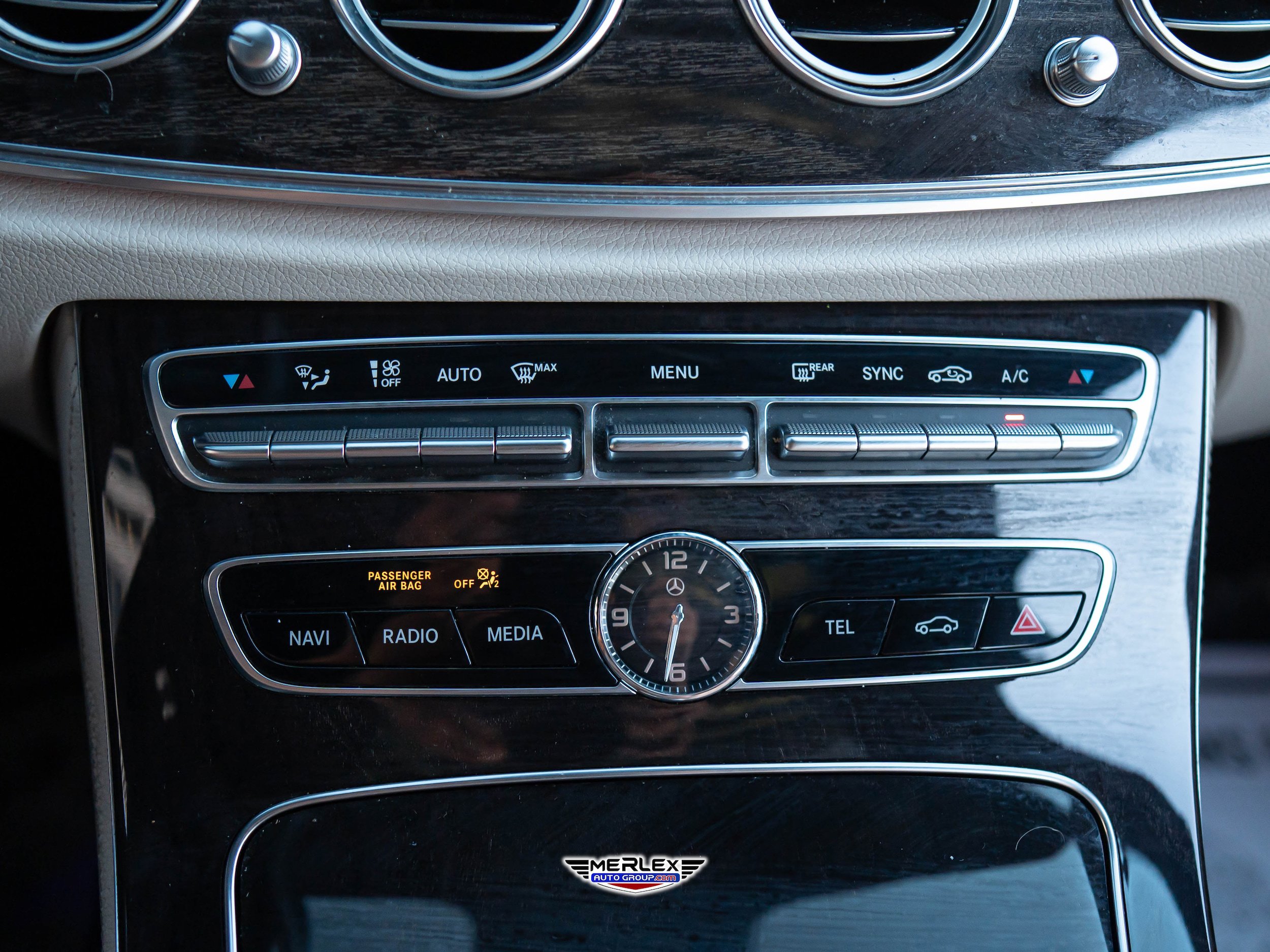 Used 2019 Mercedes-Benz E 300 w/ Premium 1 Package image 33