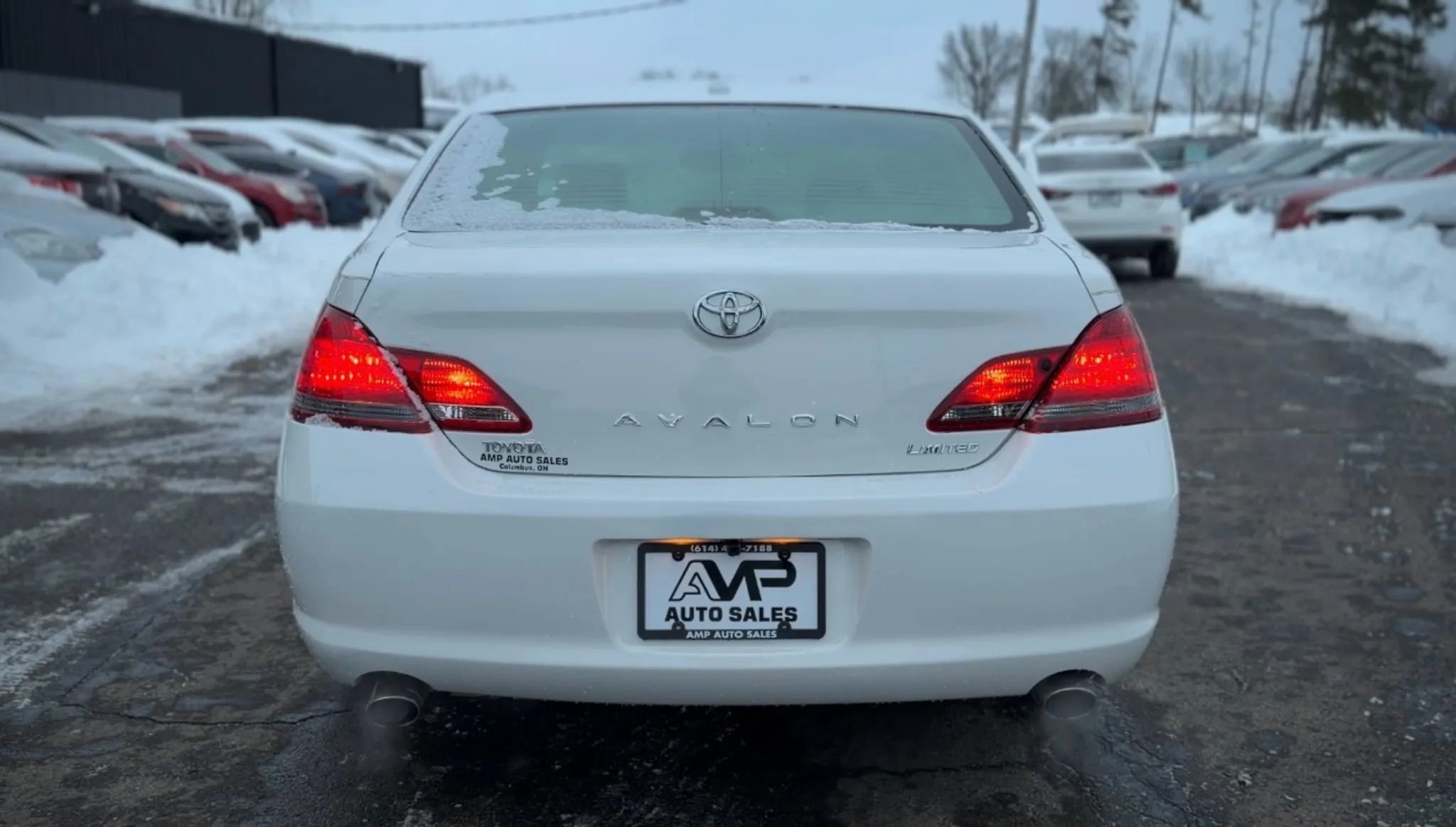 Used 2009 Toyota Avalon XL image 3