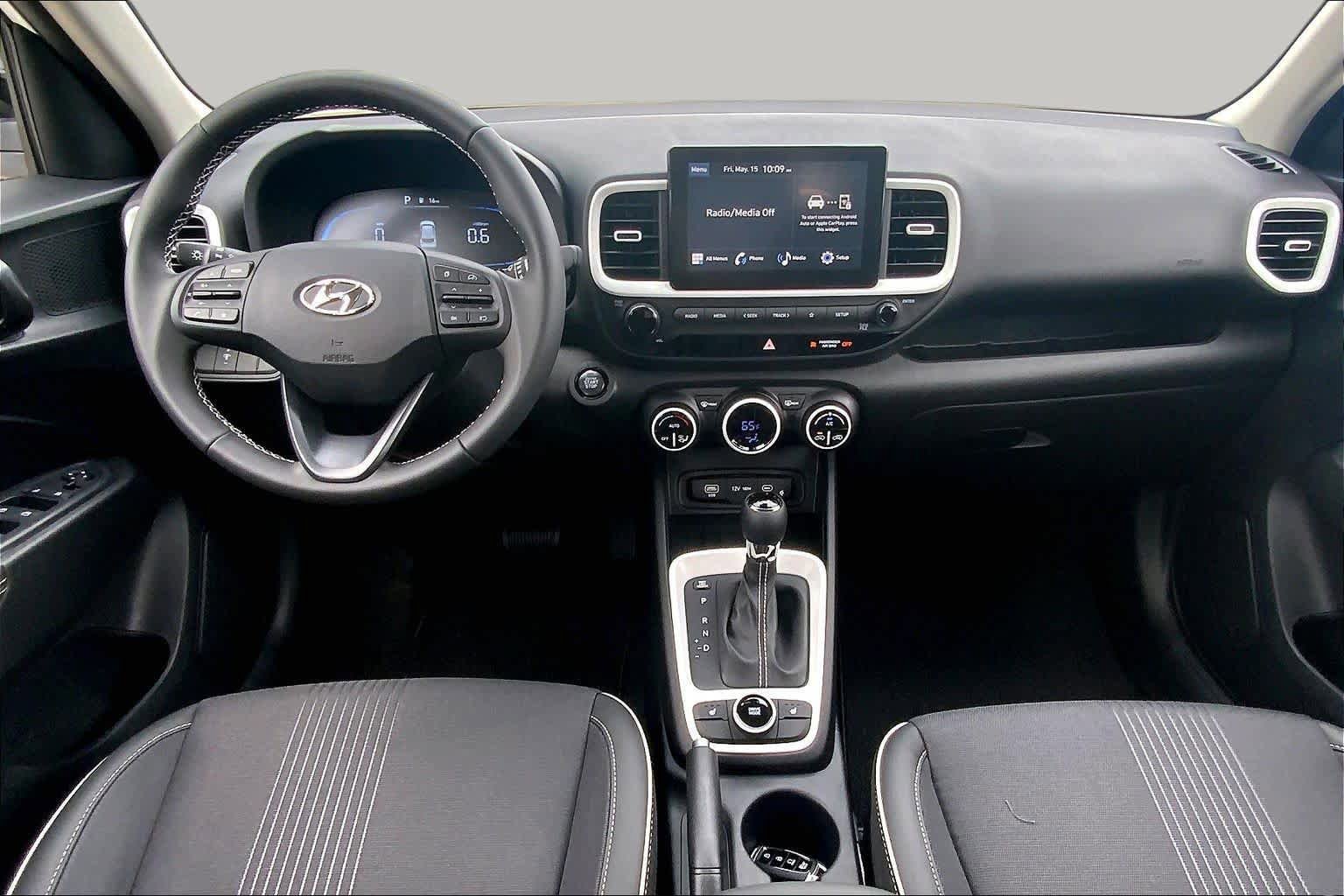 New 2026 Hyundai Venue SEL FWD image 5