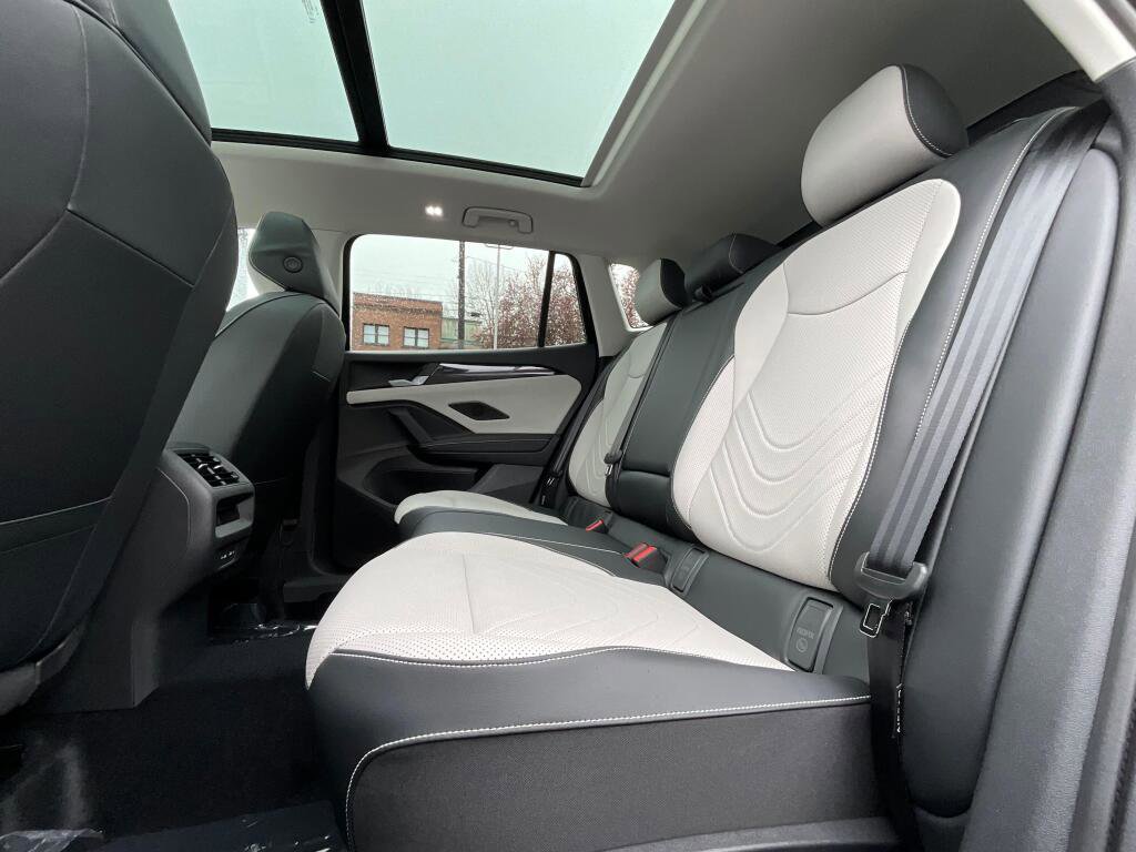 New 2026 Volkswagen Tiguan SE AWD/4WD image 13