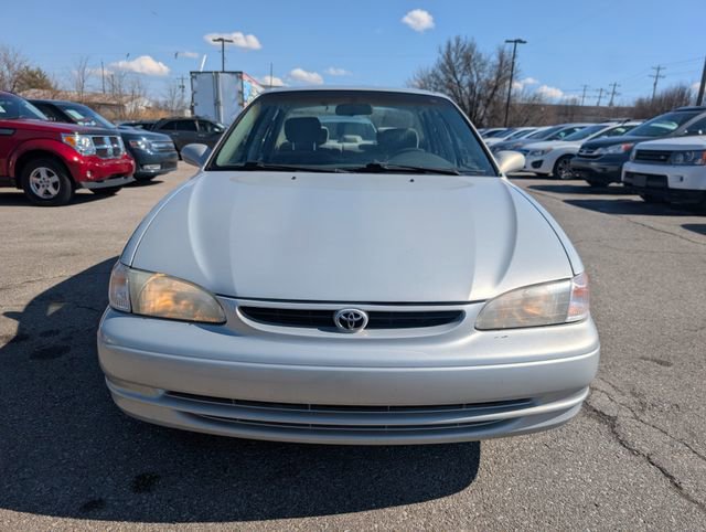 Used 2000 Toyota Corolla image 2