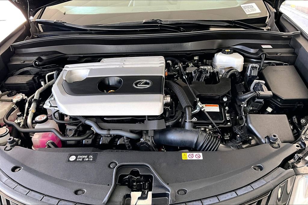 Used 2024 Lexus UX 250h FWD image 30