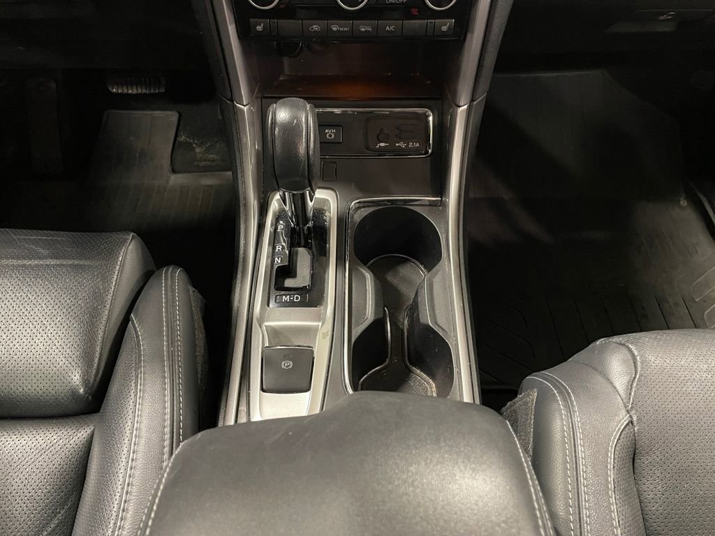 Used 2019 Subaru Ascent Limited w/ Popular Package #2 image 11