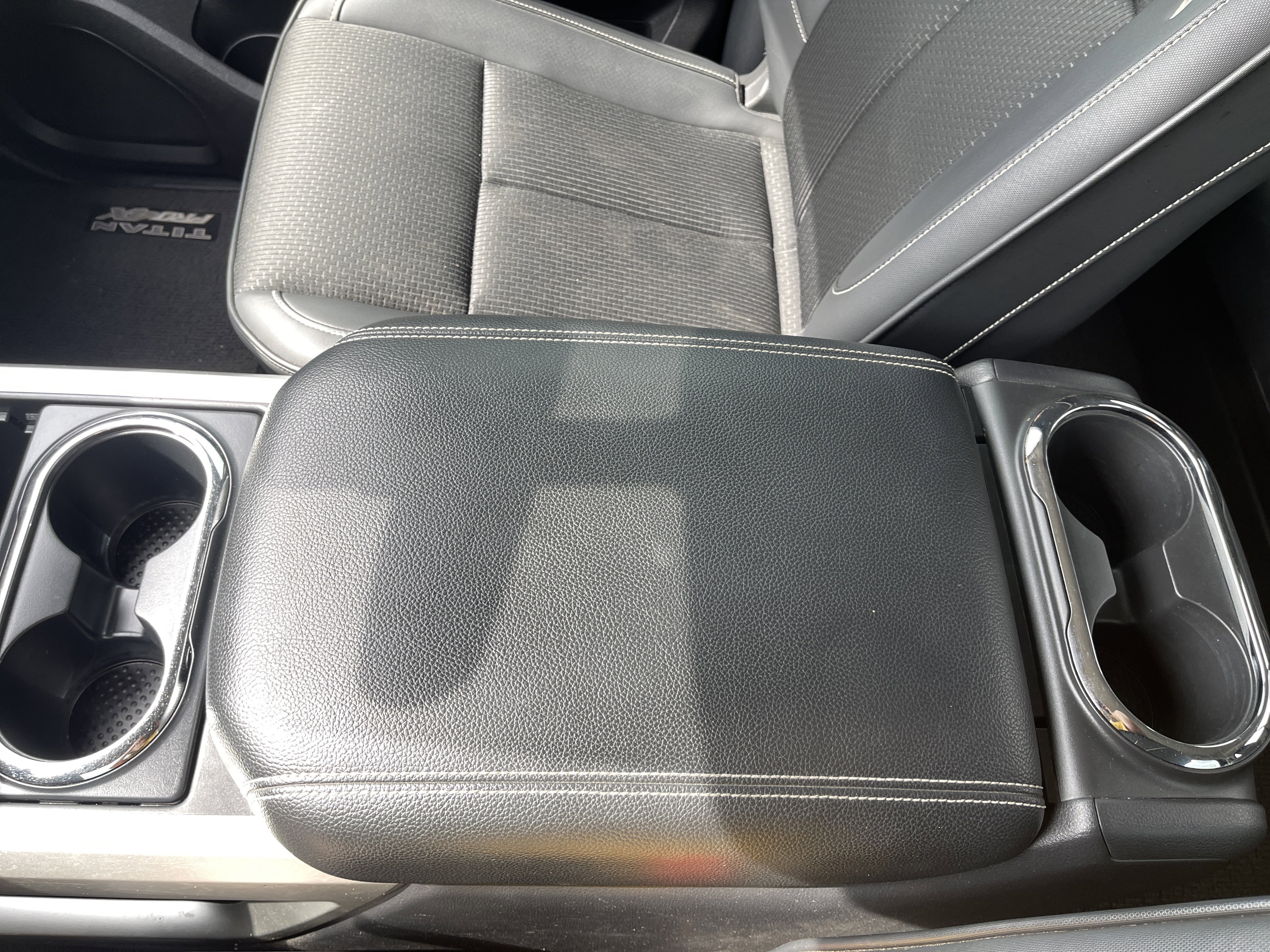 Used 2019 Nissan Titan PRO-4X AWD/4WD image 31