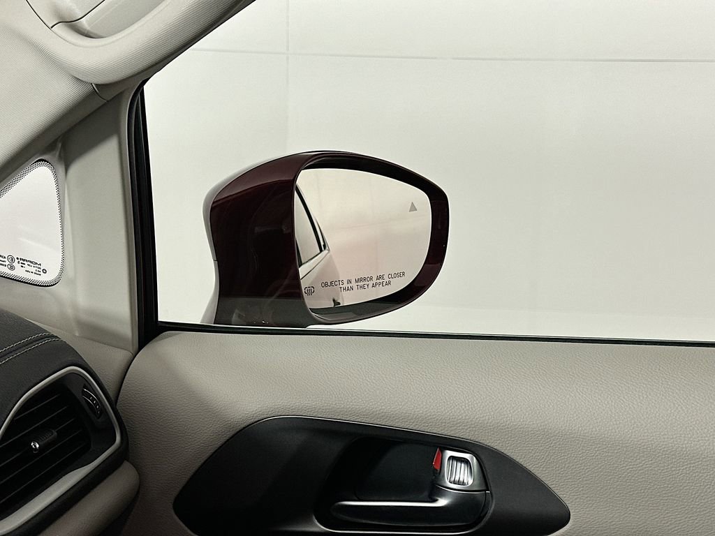 Certified 2022 Chrysler Pacifica Touring-L w/ Uconnect Theater Family Group AWD/4WD image 29