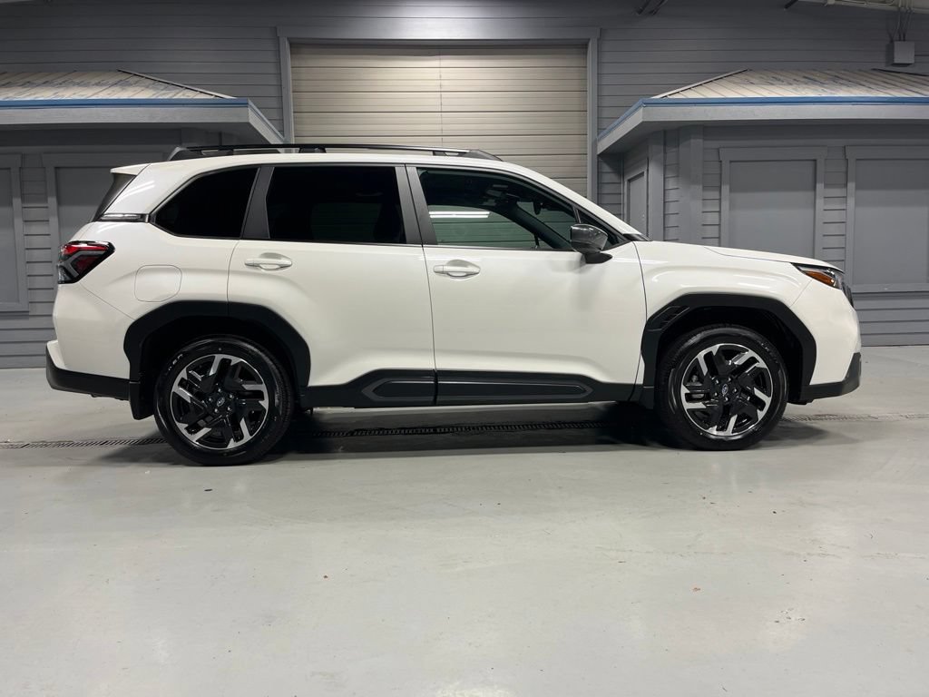 Used 2026 Subaru Forester Limited AWD/4WD image 9