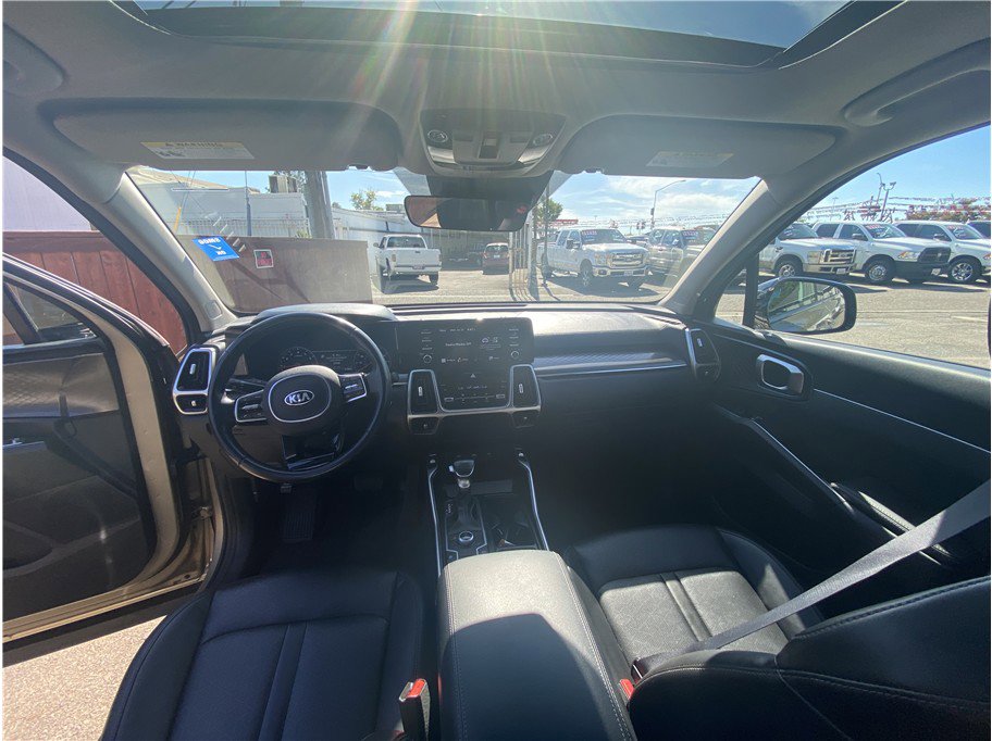 Used 2021 Kia Sorento S w/ Panoramic Sunroof Package image 13