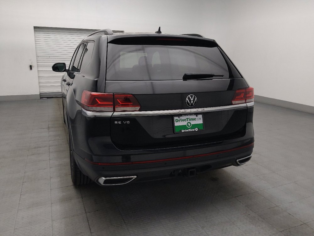 Used 2023 Volkswagen Atlas SE w/ Black Wheel Package FWD image 6