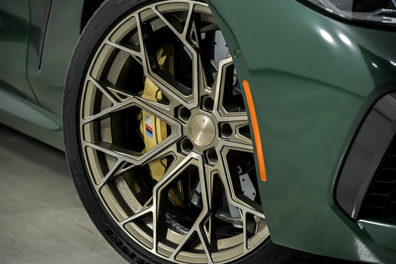 Used 2022 BMW M8 Competition w/ M Carbon Exterior Package AWD/4WD image 4
