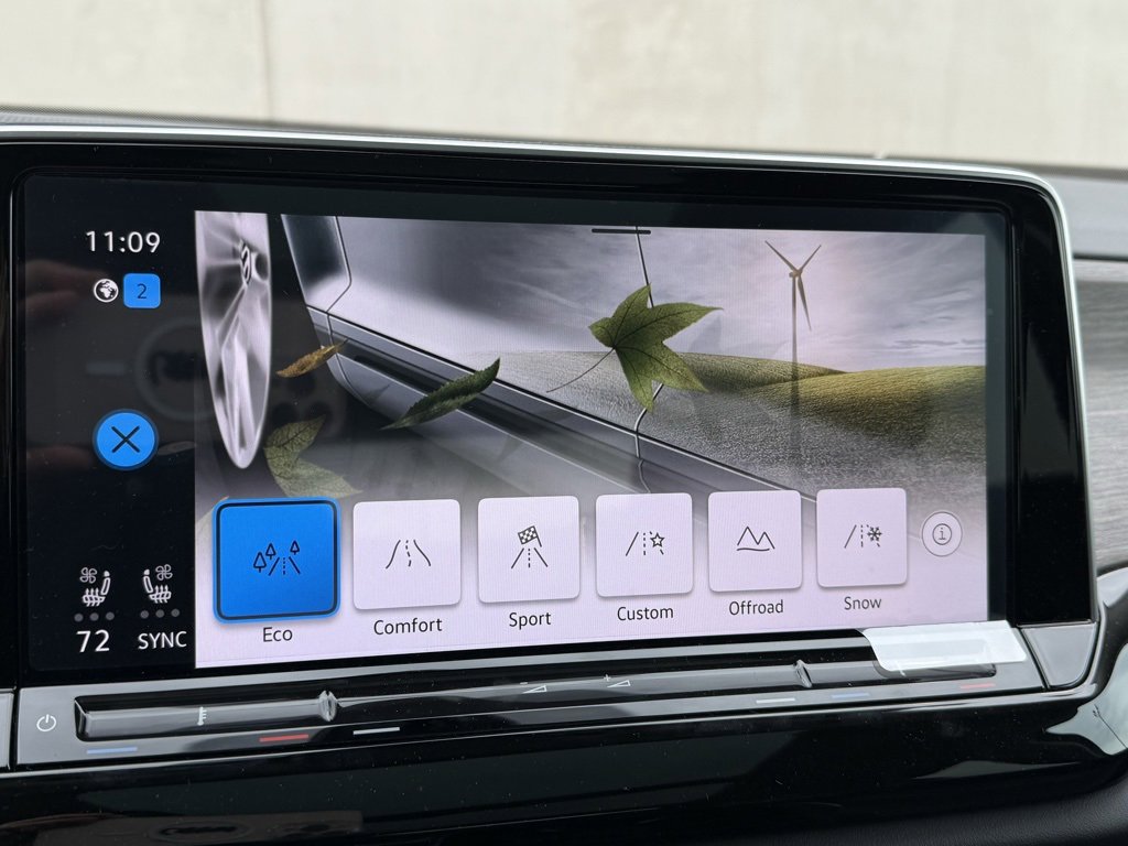 Used 2025 Volkswagen Atlas SEL Premium R-Line image 13